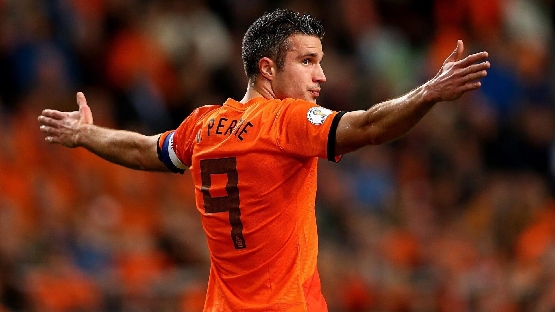 大奖赛转会风云：洛杉矶湖人盯上锋线强援，东契奇或成交易筹码